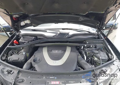 2011 Mercedes-Benz Gl 450 4Matic z USA, uszkodzony, nr VIN 4JGBF7BE9BA686752